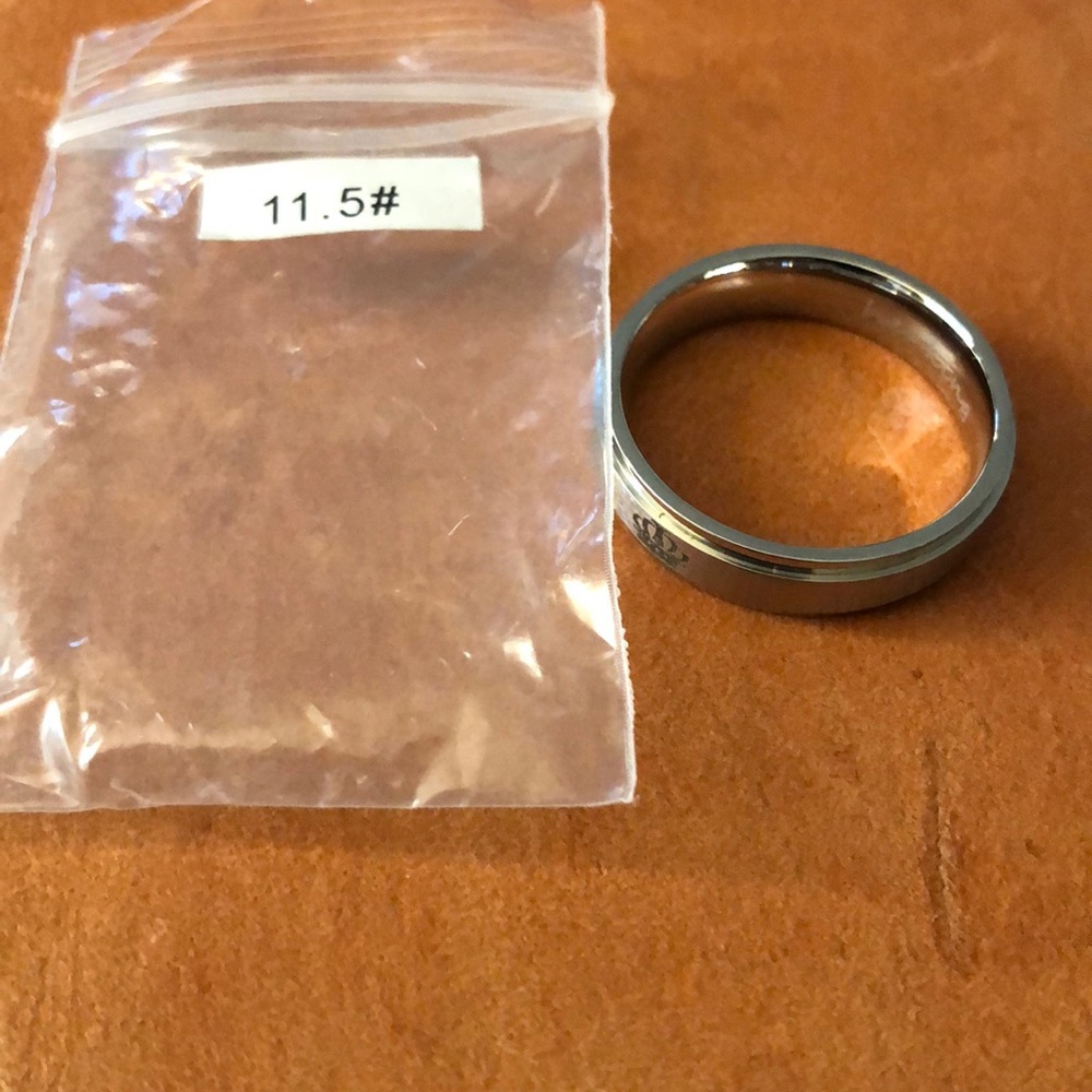 NWT, Size 11.5 A Crown and “My King” SS Band